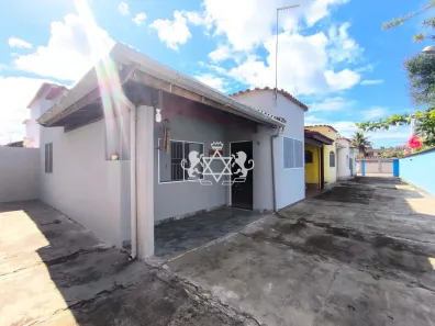 Casa com 2 Quartos à venda, 60m² no Jardim Brasil, Caraguatatuba