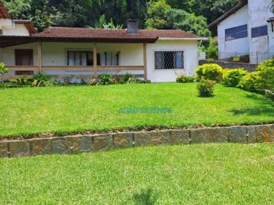 Casa com 3 Quartos à venda, 123m² no Taumaturgo, Teresópolis
