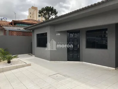 Casa com 4 Quartos à venda, 180m² no Centro, Ponta Grossa