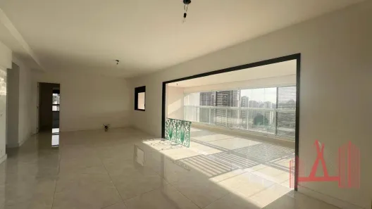 Apartamento com 3 Quartos à venda, 178m² no Jardim das Acácias, São Paulo