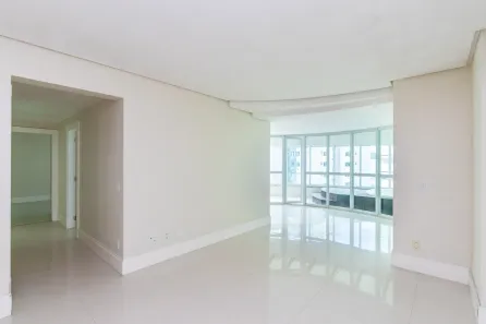 Apartamento com 3 Quartos à venda, 254m² no Centro, Balneário Camboriú