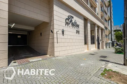 Apartamento com 2 Quartos para alugar, 126m² no Centro, Curitiba