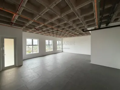 Sala Comercial para alugar, 75m² no Bela Suiça, Londrina