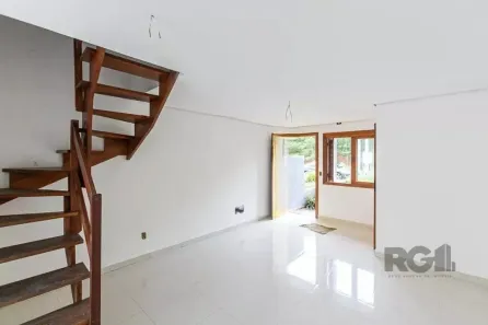 Casa com 3 Quartos à venda, 150m² no Guarujá, Porto Alegre