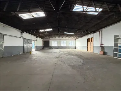 Galpão/Depósito/Armazém com 8 Quartos para alugar, 2396m² no Parque Novo Mundo, São Paulo