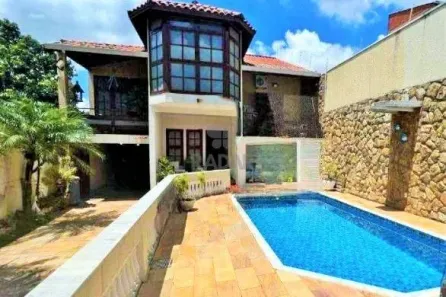Casa com 3 Quartos à venda, 234m² no Jurema, Valinhos