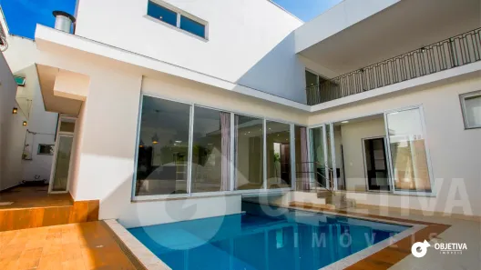 Casa com 4 Quartos para alugar, 544m² no Jardim Colina, Uberlândia