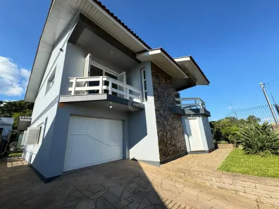 Casa à venda, 252m² no São Virgílio, Caxias do Sul