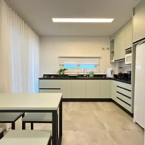 Sobrado com 2 Quartos para alugar, 92m² no Campeche, Florianópolis
