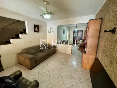 Sobrado com 2 Quartos à venda, 132m² no Vila Mathias, Santos
