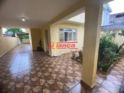 Casa com 3 Quartos à venda, 200m² no Jardim IV Centenário, Guarulhos
