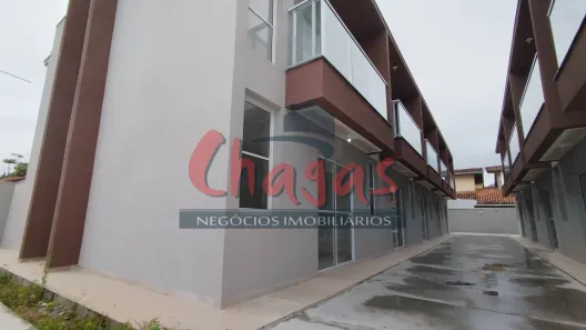 Casa com 2 Quartos para alugar, 80m² no Jardim Brasil, Caraguatatuba