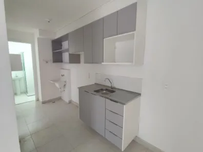 Apartamento com 2 Quartos para alugar, 34m² no Parque Industrial Tomas Edson, São Paulo