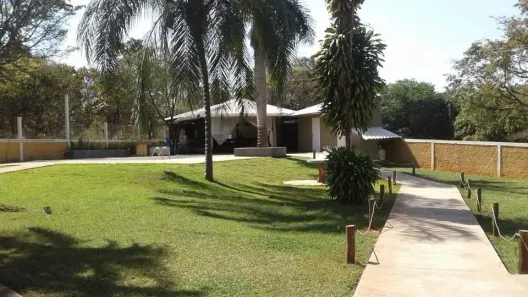 Fazenda/Sítio com 4 Quartos à venda, 500m² no Presidente Roosevelt, Uberlândia