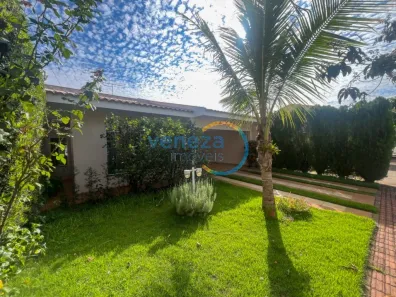 Casa com 3 Quartos para alugar, 155m² no Aeroporto, Londrina
