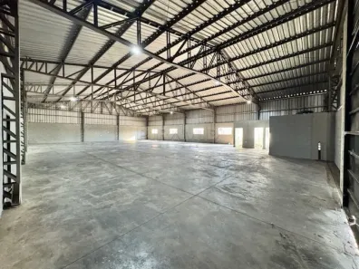 Ponto Comercial para alugar, 613m² no Jardim Paranoa, Serrana