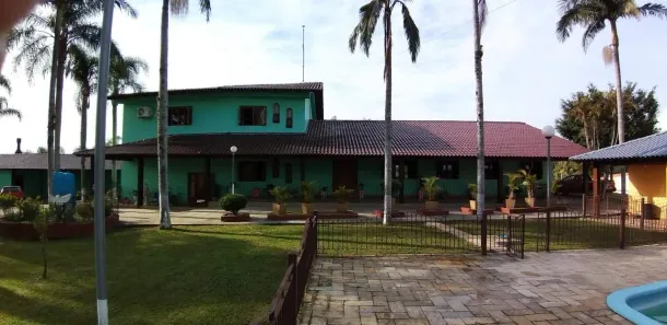 Fazenda/Sítio com 5 Quartos para alugar, 400m² no Krahe, Viamão