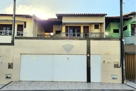 Casa com 4 Quartos à venda, 193m² no Presidente Kennedy, Fortaleza