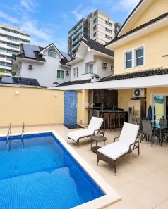 Casa de Condomínio com 4 Quartos para alugar, 240m² no Recreio dos Bandeirantes, Rio de Janeiro