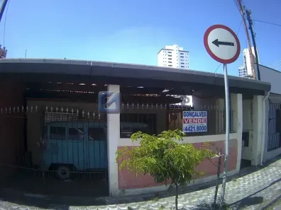 Casa com 2 Quartos à venda, 194m² no Vila Bastos, Santo André