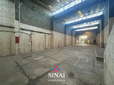Galpão/Depósito/Armazém para alugar, 630m² no Penha, Rio de Janeiro