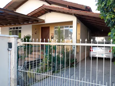 Casa com 4 Quartos à venda, 180m² no Ingleses do Rio Vermelho, Florianópolis