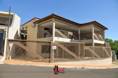 Casa com 5 Quartos à venda, 271m² no Jardim das Rosas, Presidente Prudente