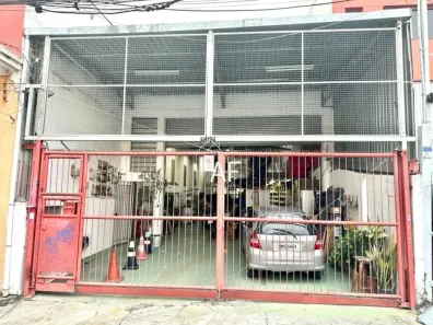 Galpão/Depósito/Armazém com 3 Quartos à venda, 370m² no Vila Anastácio, São Paulo