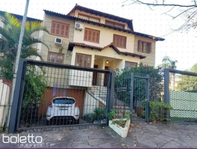 Casa com 3 Quartos à venda, 159m² no Três Figueiras, Porto Alegre