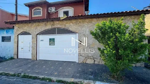 Casa com 3 Quartos para alugar, 180m² no Jardim Mesquita, Jacareí