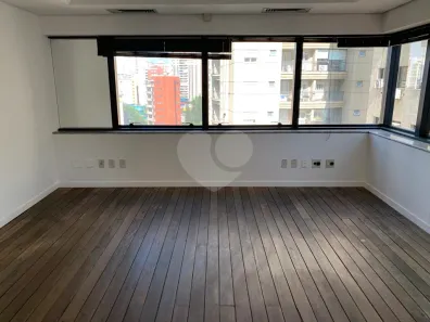Sala Comercial à venda, 44m² no Vila Nova Conceição, São Paulo