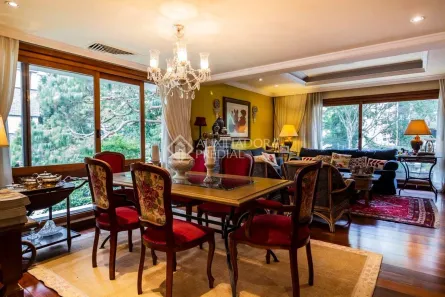 Apartamento com 3 Quartos à venda, 246m² no Petrópolis, Porto Alegre