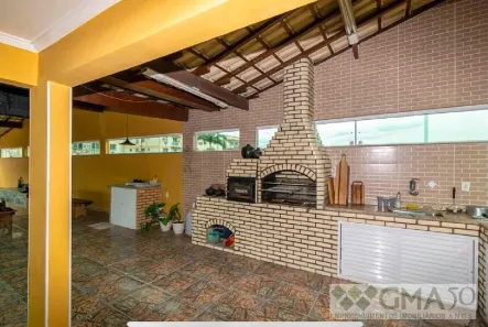 Casa com 4 Quartos para alugar, 450m² no Irajá, Rio de Janeiro