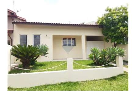 Casa de Condomínio com 2 Quartos para alugar, 94m² no Capuava, Valinhos