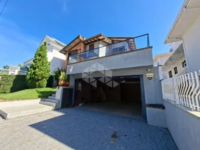 Casa com 3 Quartos para alugar, 210m² no Pedra Branca, Palhoça
