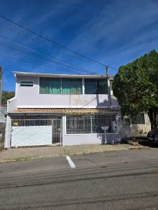 Casa com 4 Quartos à venda, 270m² no Sítio Cercado, Curitiba