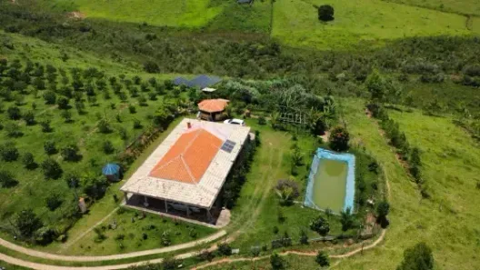 Fazenda/Sítio com 5 Quartos à venda, 100000m² no , Desterro de Entre Rios