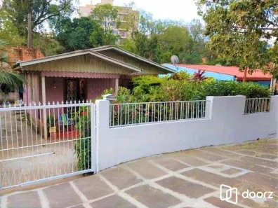 Casa com 3 Quartos à venda, 300m² no Nonoai, Porto Alegre