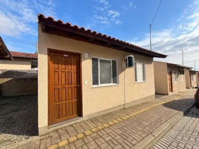 Casa com 2 Quartos à venda, 78m² no Partenon, Porto Alegre