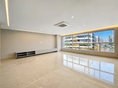 Apartamento com 4 Quartos para alugar, 227m² no Setor Marista, Goiânia
