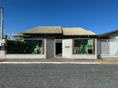 Casa com 3 Quartos à venda, 180m² no , Penha
