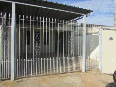 Casa com 2 Quartos para alugar, 100m² no Vila Miranda, Sumaré