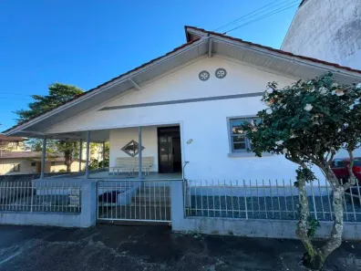 Casa com 3 Quartos para alugar, 110m² no Quintino, Timbó