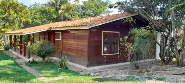 Fazenda/Sítio com 2 Quartos à venda, 181m² no Iate Clube de Campinas, Americana