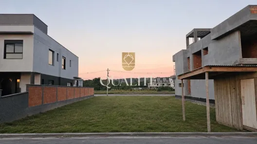 Lote/Terreno à venda, 450m² no Ingleses do Rio Vermelho, Florianópolis