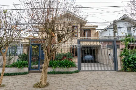 Casa com 5 Quartos à venda, 253m² no Ipanema, Porto Alegre