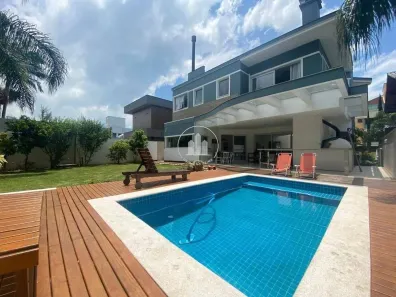 Casa com 4 Quartos para alugar, 429m² no Ipiranga, São José