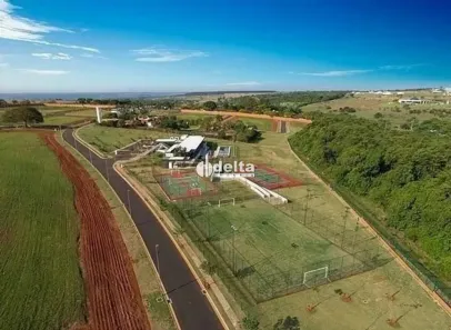 Lote/Terreno à venda, 475m² no Granja Marileusa, Uberlândia