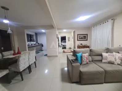 Casa com 3 Quartos à venda, 210m² no Vila Altinópolis, Bauru