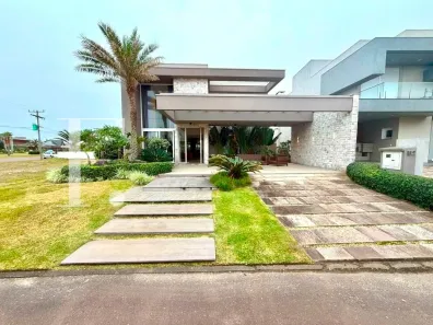 Sobrado com 5 Quartos à venda, 200m² no Atlântida Sul, Osório